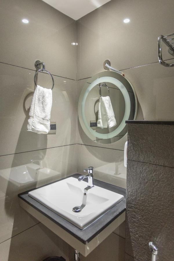 As Airport Inn Коччи Экстерьер фото