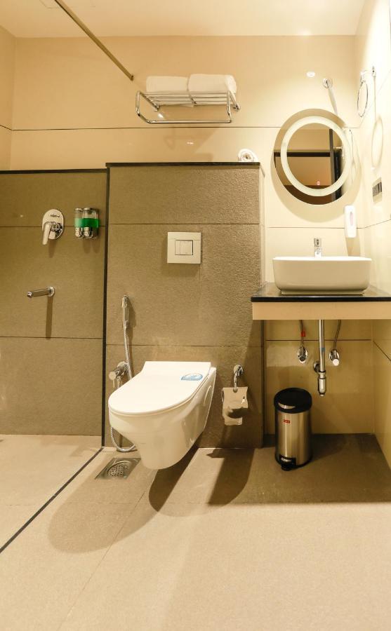 As Airport Inn Коччи Экстерьер фото